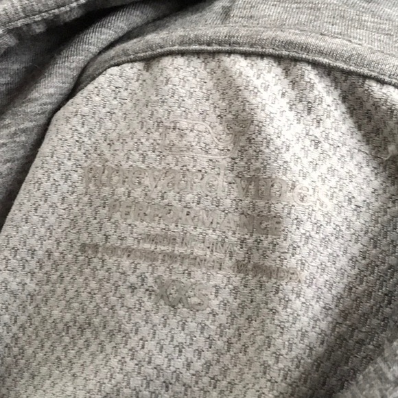 Great condition vineyard vines shirt - Picture 6 of 7